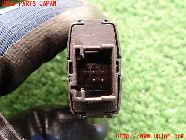 2UPJ-9236706290]BMW 523d ツーリング F11(MX20)ハザードスイッチ 中古_3