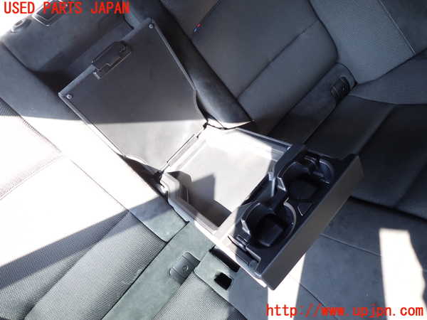 2UPJ-9236707385]BMW 523d ツーリング F11(MX20)リアシート 中古_2