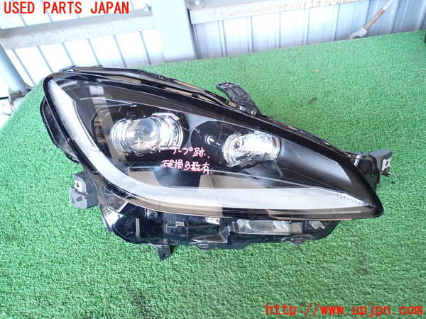 2UPJ-9236711130]GR86(BRZ)(ZN8)右ヘッドライト LED (ジャンク品) 中古_1