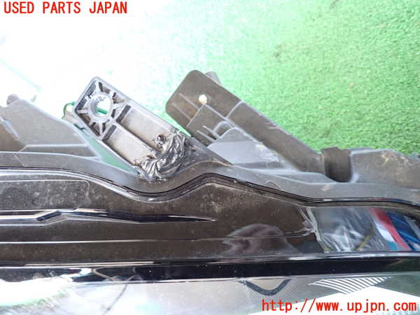2UPJ-9236711130]GR86(BRZ)(ZN8)右ヘッドライト LED (ジャンク品) 中古_3