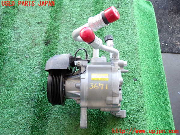 2UPJ-9236716025]GR86(BRZ)(ZN8)エアコンコンプレッサー 中古_1