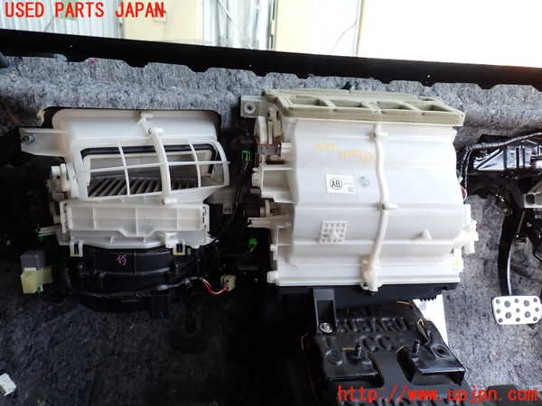 2UPJ-9236716081]GR86(BRZ)(ZN8)エバポレーター1 中古_1