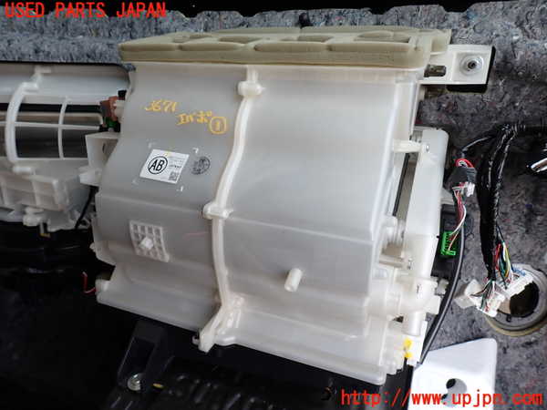 2UPJ-9236716081]GR86(BRZ)(ZN8)エバポレーター1 中古_2