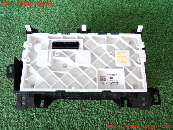 2UPJ-9236716066]GR86(BRZ)(ZN8)エアコンスイッチ1 中古_2