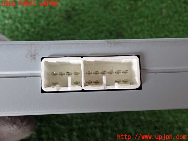 2UPJ-9236716525]GR86(BRZ)(ZN8)アンプ 中古_2