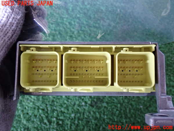 2UPJ-9236716145]GR86(BRZ)(ZN8)エアバッグコンピューター 中古_2