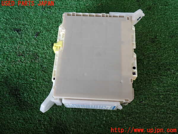2UPJ-9236716742]GR86(BRZ)(ZN8)ヒューズボックス2 中古_2