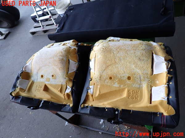 2UPJ-9236717385]GR86(BRZ)(ZN8)リアシート 中古_4