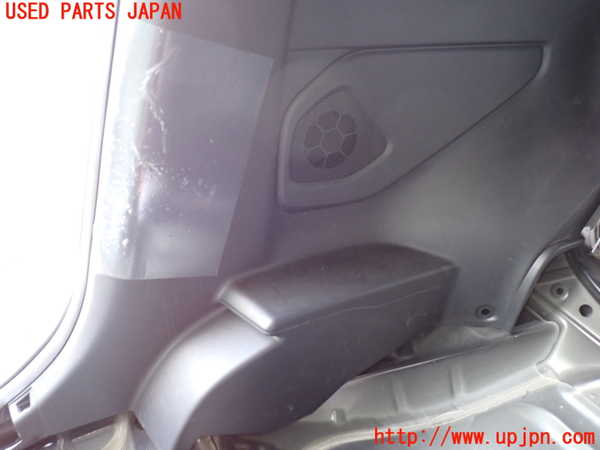 2UPJ-9236717675]GR86(BRZ)(ZN8)右リアピラートリム 中古_3