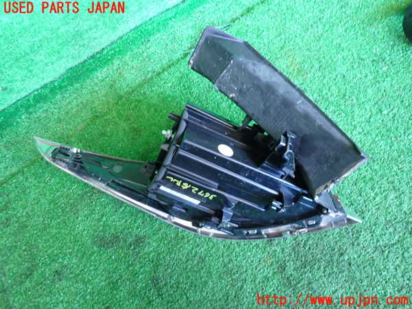 2UPJ-9236721530]DSオートモビルズ・DS 3(DS3 クロスバック)(D34HN05)右テールランプ 中古_3