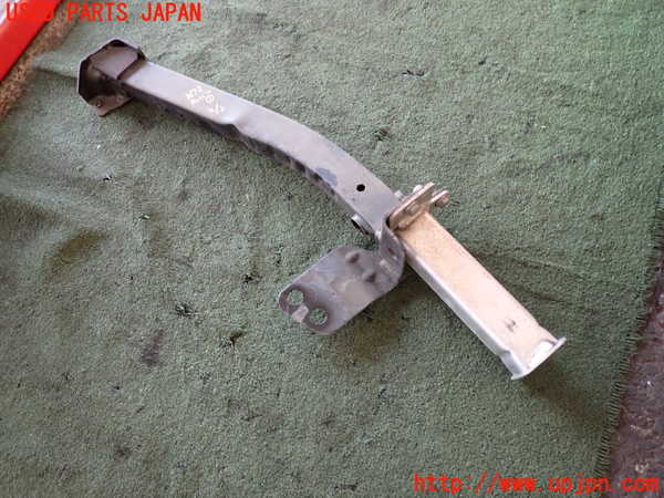 2UPJ-9236725296]DSオートモビルズ・DS 3(DS3 クロスバック)(D34HN05)メンバー1 中古_3