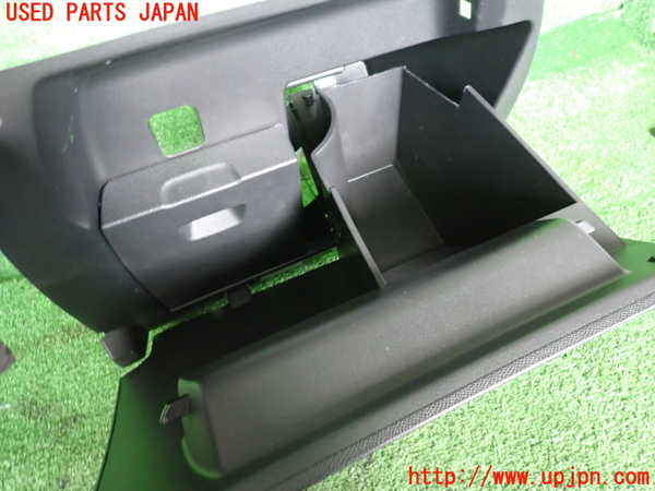 2UPJ-9236727516]DSオートモビルズ・DS 3(DS3 クロスバック)(D34HN05)グローブボックス1 中古_3