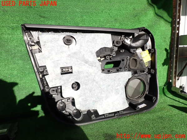 2UPJ-9236721234]DSオートモビルズ・DS 3(DS3 クロスバック)(D34HN05)右前ドア内張り 中古_2