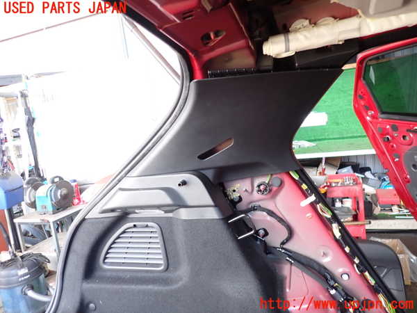 2UPJ-9236727680]DSオートモビルズ・DS 3(DS3 クロスバック)(D34HN05)左リアピラートリム 中古_2