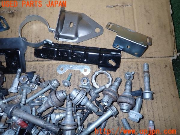 3UPJ=9236730720]DSオートモビルズ DS 3 クロスバック(D34HN05)ネジ・ナット・ステー類 セット ジャンク_2
