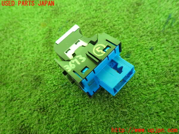 2UPJ-9236736310]DSオートモビルズ・DS 3(DS3 クロスバック)(D34HN05)スイッチ5 (パーキング) 中古_2