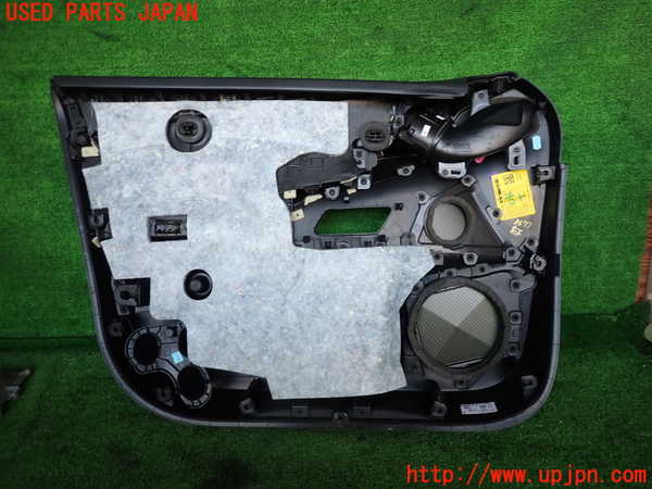 2UPJ-9236731234]DSオートモビルズ・DS 3(DS3 クロスバック)(D34HN05)右前ドア内張り 中古_2