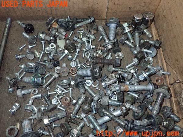 3UPJ=9236740720]インプレッサ WRX-STI A Line(GVF C型)ネジ・ナット・ステー類 セット ジャンク_3