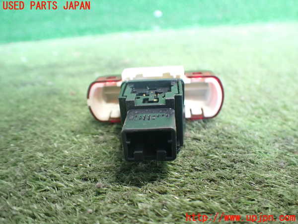 2UPJ-9236746290]インプレッサ WRX-STi(GVF)ハザードスイッチ 中古_2