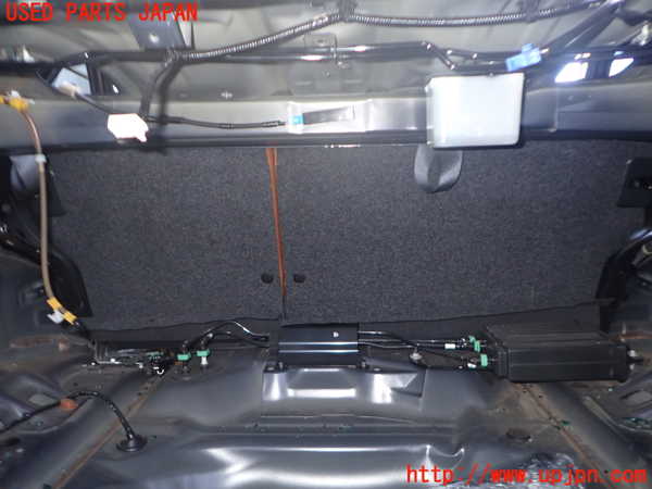2UPJ-9236747385]インプレッサ WRX-STi(GVF)リアシート 中古_5