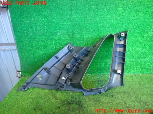 2UPJ-9236747675]インプレッサ WRX-STi(GVF)右リアピラートリム 中古_2