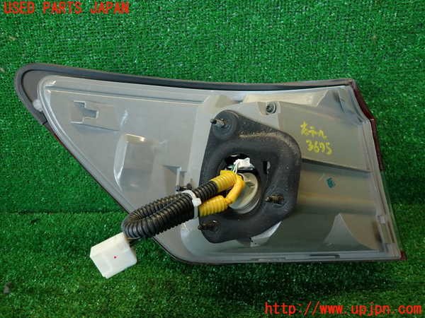 2UPJ-9236751530]レクサス・IS F(USE20)右テールランプ 中古_2
