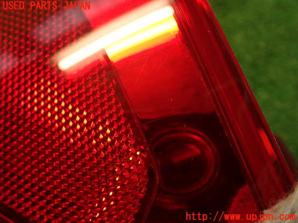 2UPJ-9236751530]レクサス・IS F(USE20)右テールランプ 中古_4