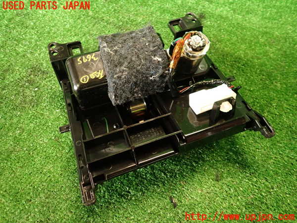 2UPJ-9236757821]レクサス・IS F(USE20)灰皿1 中古_4