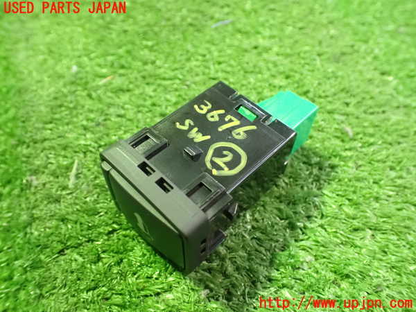 2UPJ-9236766307]エクストレイル ハイブリッド(HNT32)スイッチ2(パワーバックドア開閉) 中古_2