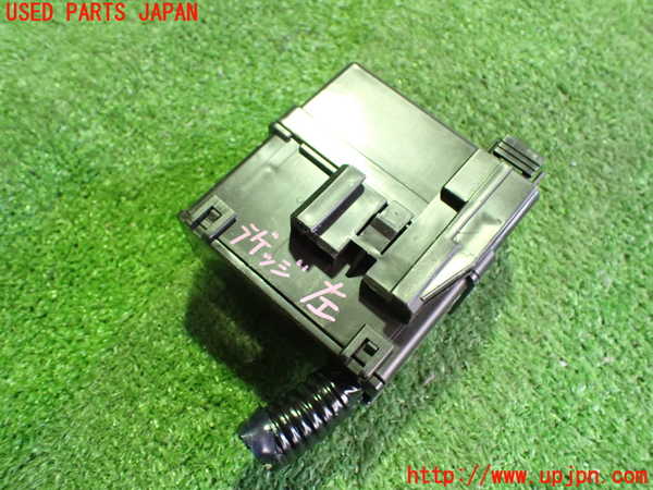 2UPJ-9236766743]エクストレイル ハイブリッド(HNT32)ヒューズボックス3(ラゲッジ内) 中古_2