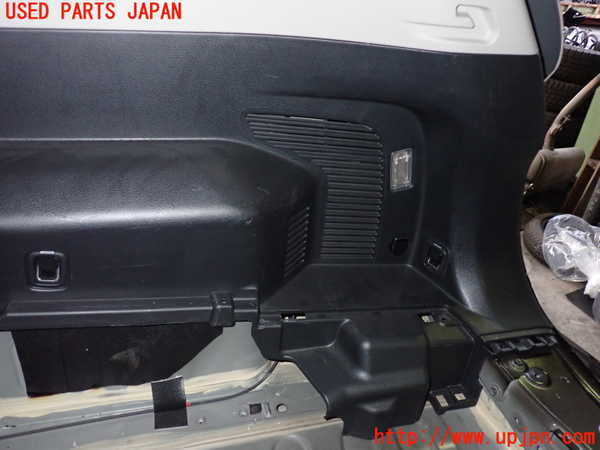 2UPJ-9236767675]エクストレイル ハイブリッド(HNT32)右リアピラートリム 中古_3