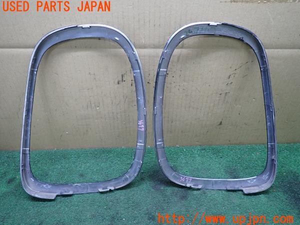3UPJ=9236770012]BMW ミニ(MINI)ジョンクーパーワークス(XMJCW F56)純正 7297415 7297416 テールランプリム 社外カーボンカバー付き 中古_5