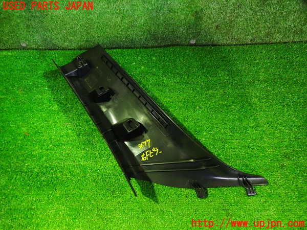 2UPJ-9236777655]BMW ミニ(MINI)ジョンクーパーワークス(JCW)(XMJCW)右フロントピラートリム 中古_2