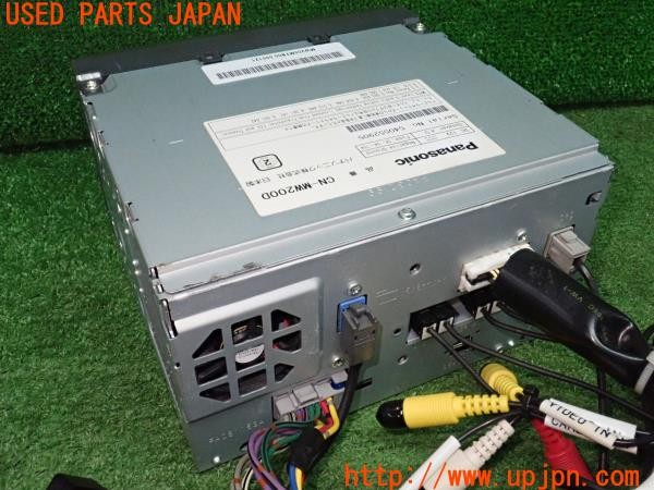 3UPJ=9236780565]BMW 320i クーペ(WA20 E92)前期 Panasonic パナソニック SDナビ CN-MW200D カーナビ ジャンク_3