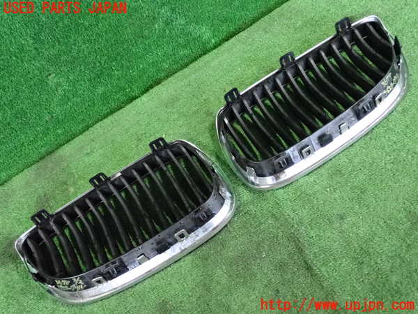 2UPJ-9236781050]BMW 320i クーペ(WA20)(E92)ラジエターグリル 中古_2