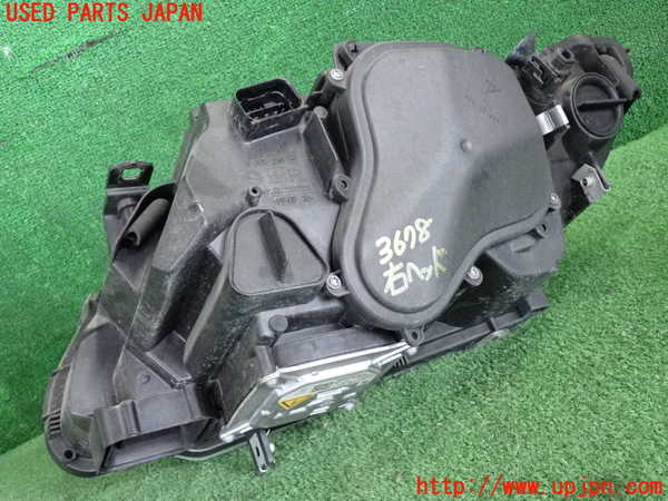 2UPJ-9236781130]BMW 320i クーペ(WA20)(E92)右ヘッドライト HID 中古_2