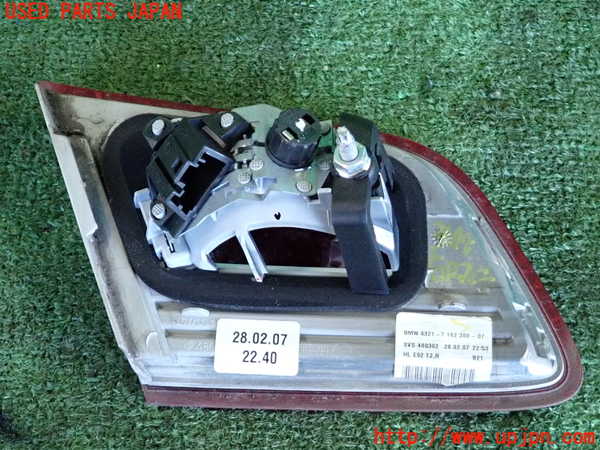 2UPJ-9236781550]BMW 320i クーペ(WA20)(E92)右リアフィニッシャー 中古_2