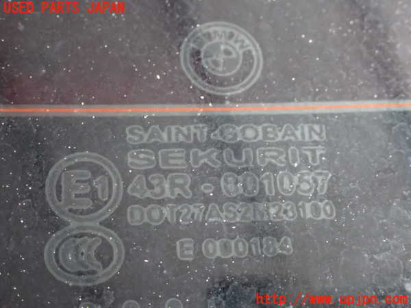 2UPJ-9236781560]BMW 320i クーペ(WA20)(E92)リアガラス 中古(43R-801057 M231)_2
