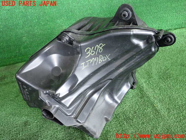 2UPJ-9236782560]BMW 320i クーペ(WA20)(E92)エアクリーナーボックス 中古_2