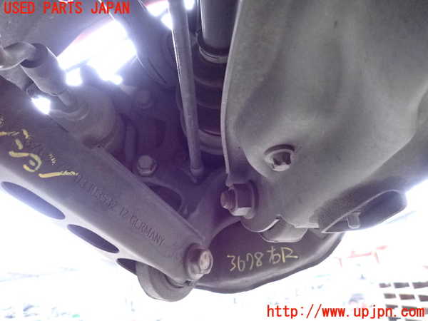 2UPJ-9236784300]BMW 320i クーペ(WA20)(E92)右リアナックルハブ 中古_2