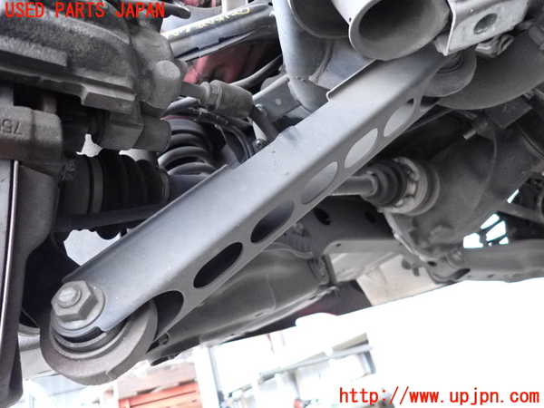 2UPJ-9236785325]BMW 320i クーペ(WA20)(E92)右リアテンションロッド 中古_2