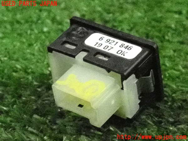 2UPJ-9236786306]BMW 320i クーペ(WA20)(E92)スイッチ1 (トランク) 中古_2