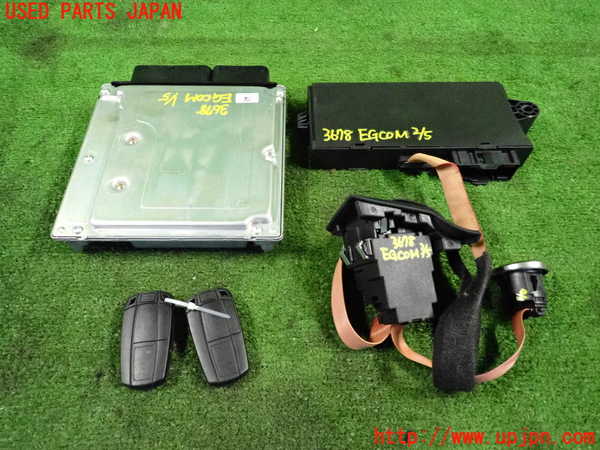 2UPJ-9236786110]BMW 320i クーペ(WA20)(E92)エンジンコンピューター DME 中古_2