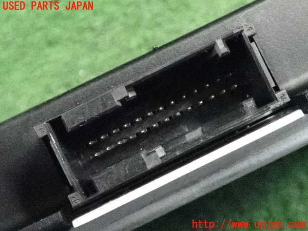 2UPJ-9236786146]BMW 320i クーペ(WA20)(E92)コンピューター1 中古_4