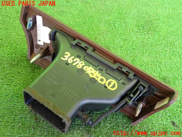 2UPJ-9236787526]BMW 320i クーペ(WA20)(E92)エアコン吹き出し口1 (右) 中古_3