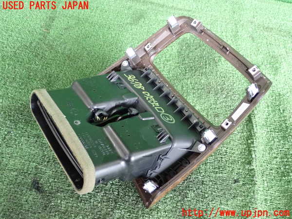 2UPJ-9236787528]BMW 320i クーペ(WA20)(E92)エアコン吹き出し口3 (真中) 中古_3