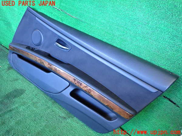 2UPJ-9236781234]BMW 320i クーペ(WA20)(E92)右ドア内張り 中古_2
