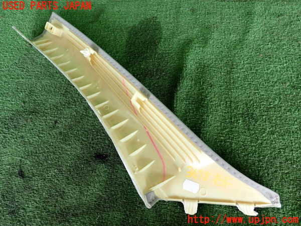 2UPJ-9236787655]BMW 320i クーペ(WA20)(E92)右フロントピラートリム 中古_2