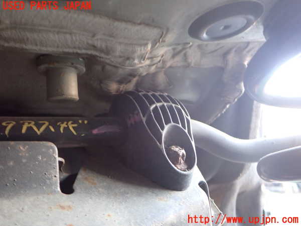 2UPJ-9236795445]BMW X1(HT20)リアスタビライザー 中古 (F48)_3