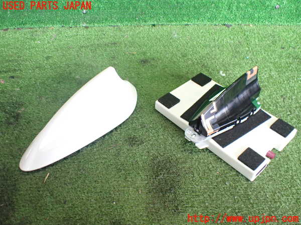 2UPJ-9236796550]BMW X1(HT20)アンテナ 中古 (F48)_2